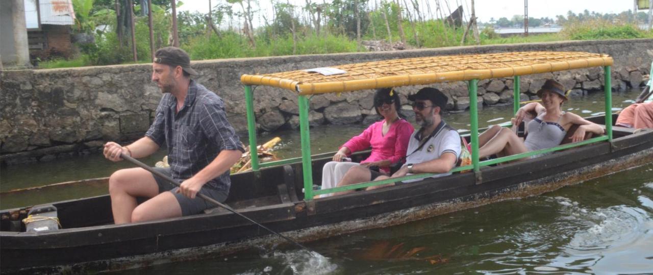 Golden Beach Home Stay Alappuzha Zewnętrze zdjęcie