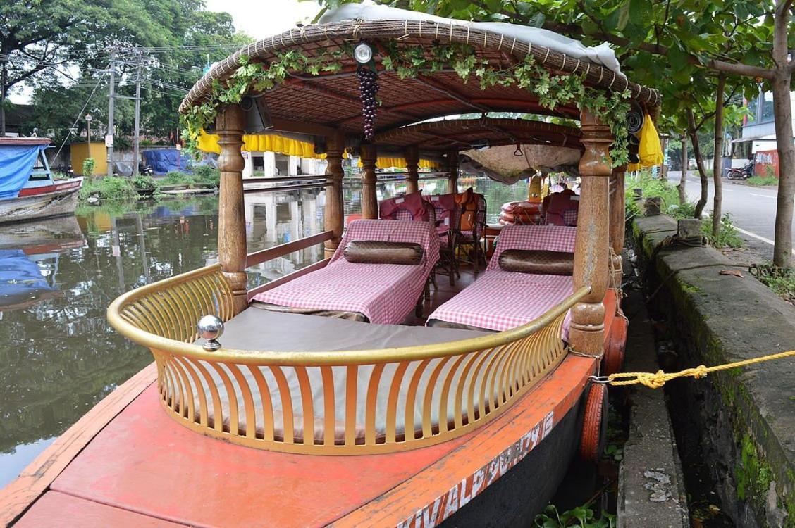 Golden Beach Home Stay Alappuzha Zewnętrze zdjęcie