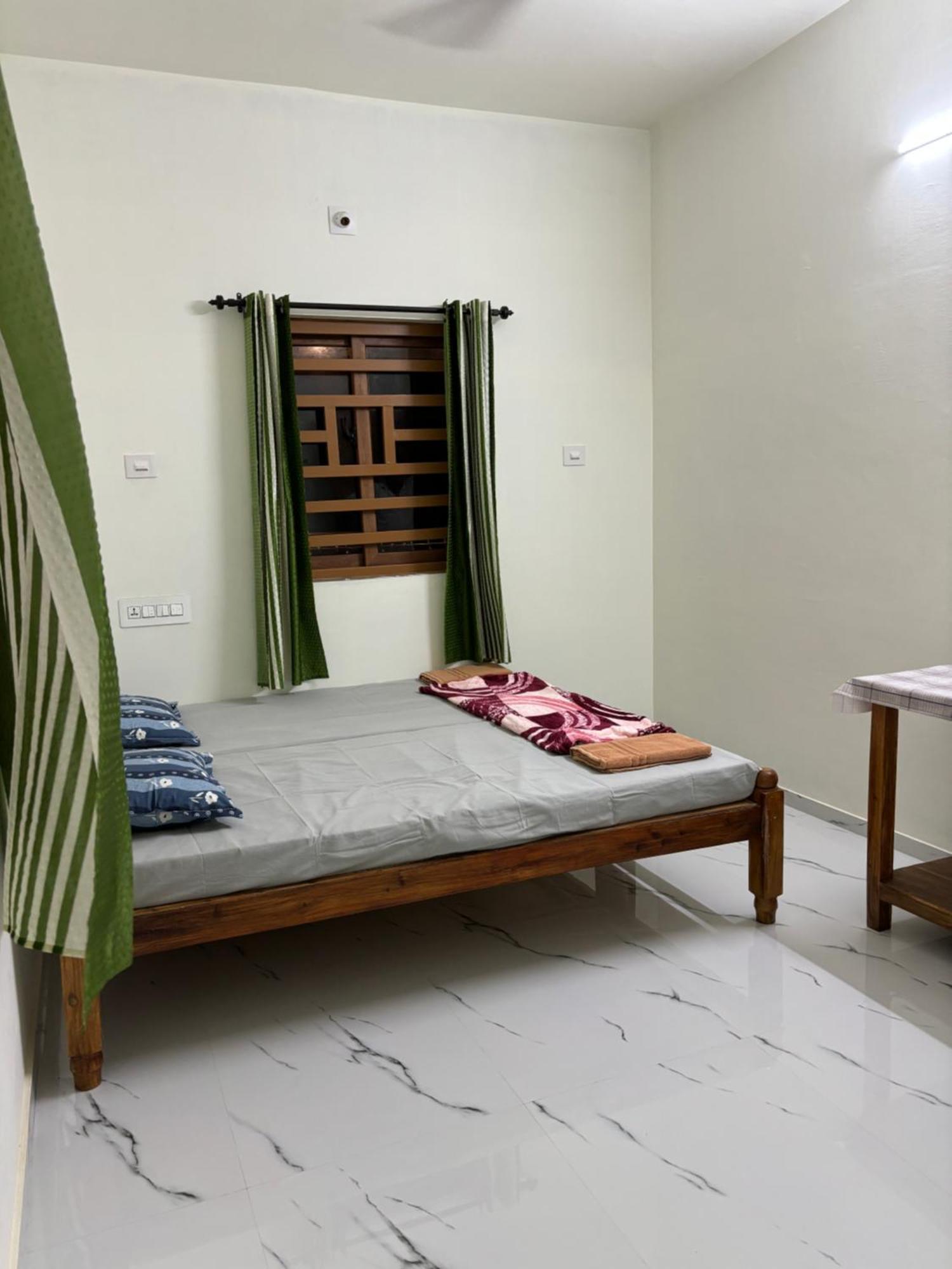 Golden Beach Home Stay Alappuzha Zewnętrze zdjęcie