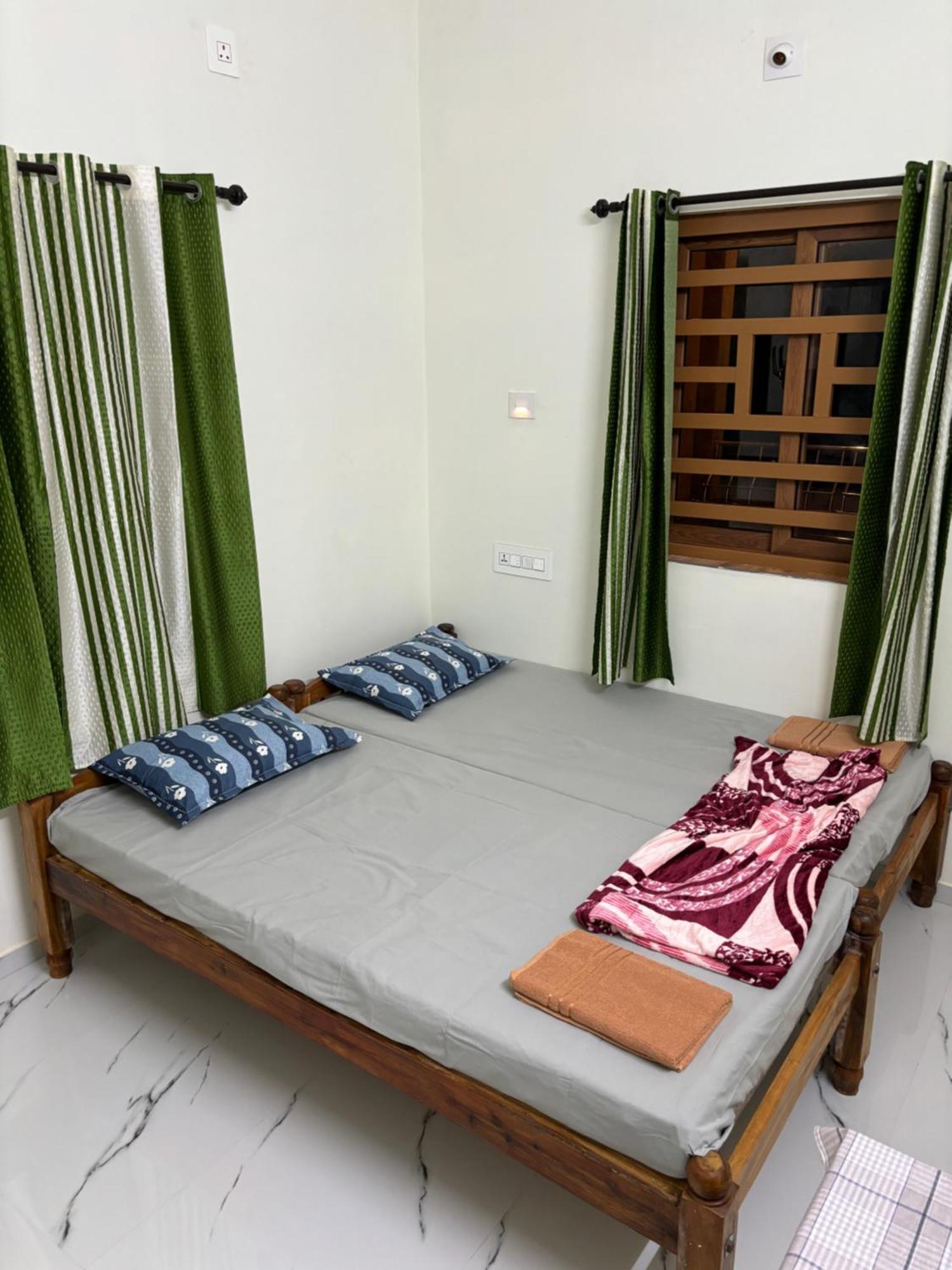Golden Beach Home Stay Alappuzha Zewnętrze zdjęcie