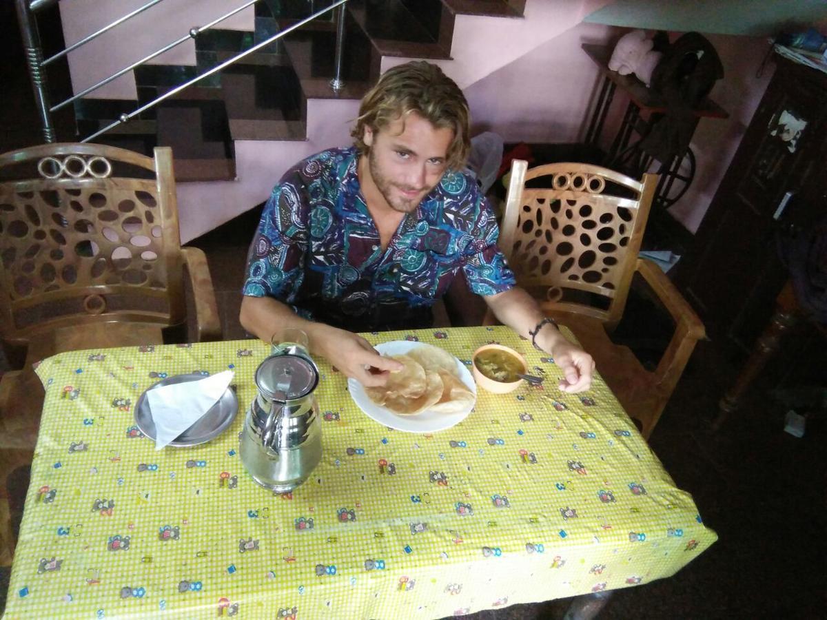Golden Beach Home Stay Alappuzha Zewnętrze zdjęcie